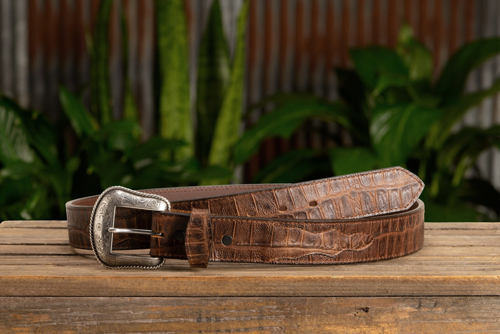 Mens Brown Alligator Textured Leather Belt 1.50