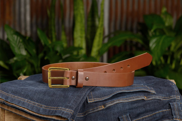The Maverick: Caramel Tan Non Stitched Leather Belt With Brass 1.50" - Amish Made Belts