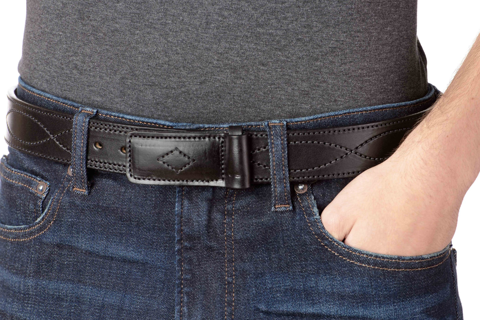 The Pit Boss: Black Figure 8 Black Stitched Buckle-less Ball  display picture 1