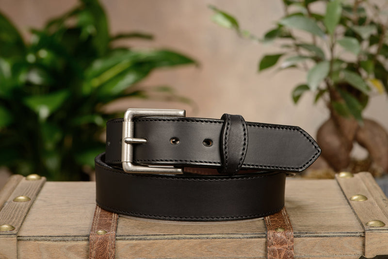 The Rockefeller: Black Stitched Oil Tanned With Scalloped Ends 1.50" - Amish Made Belts